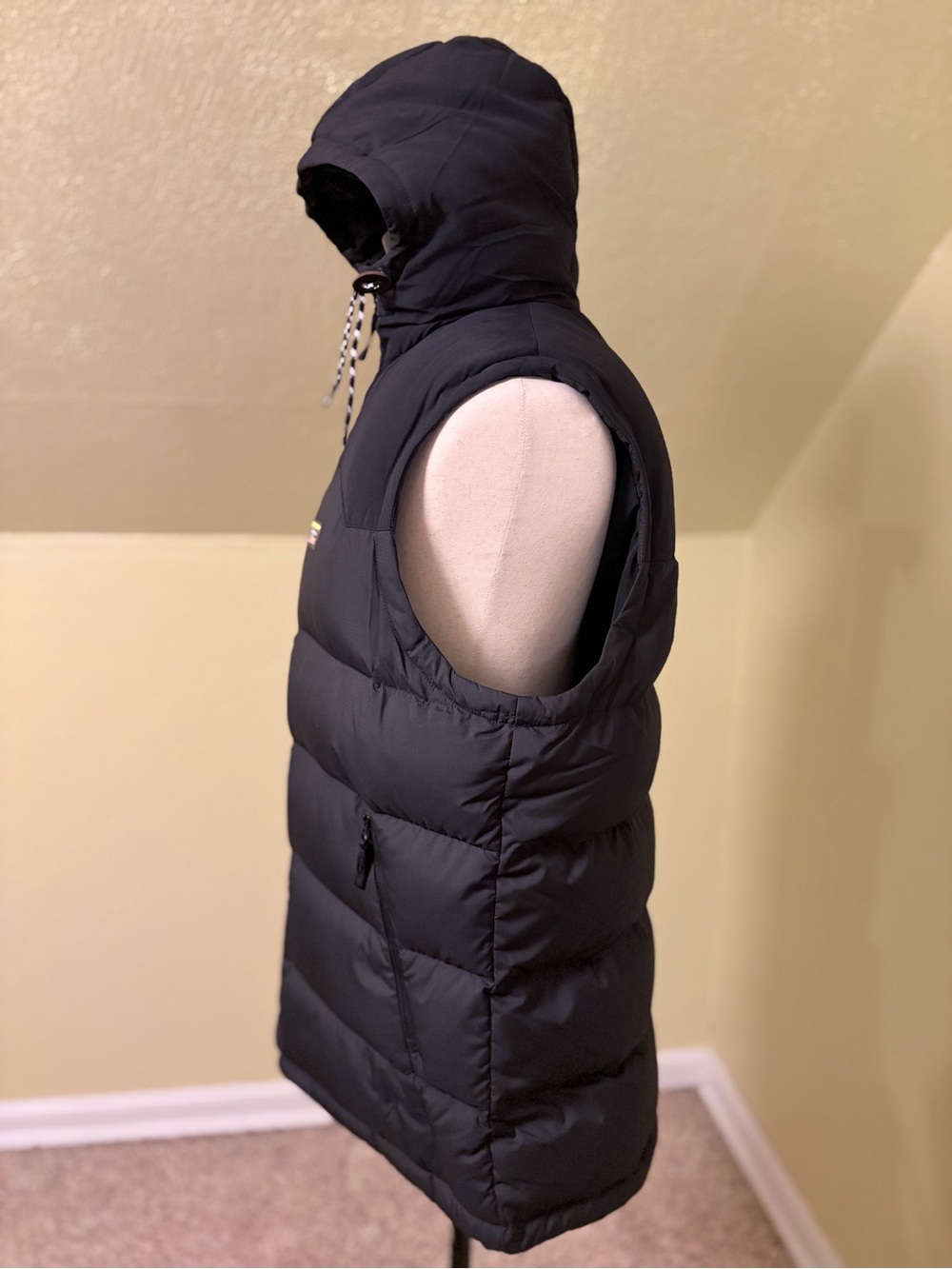 L.L. Bean Mountain Classic Down Vest Black Hooded XL Tall DownTek Puffer - Picture 6 of 10